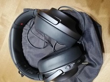 Headphones :SONY WH-900N BLACK