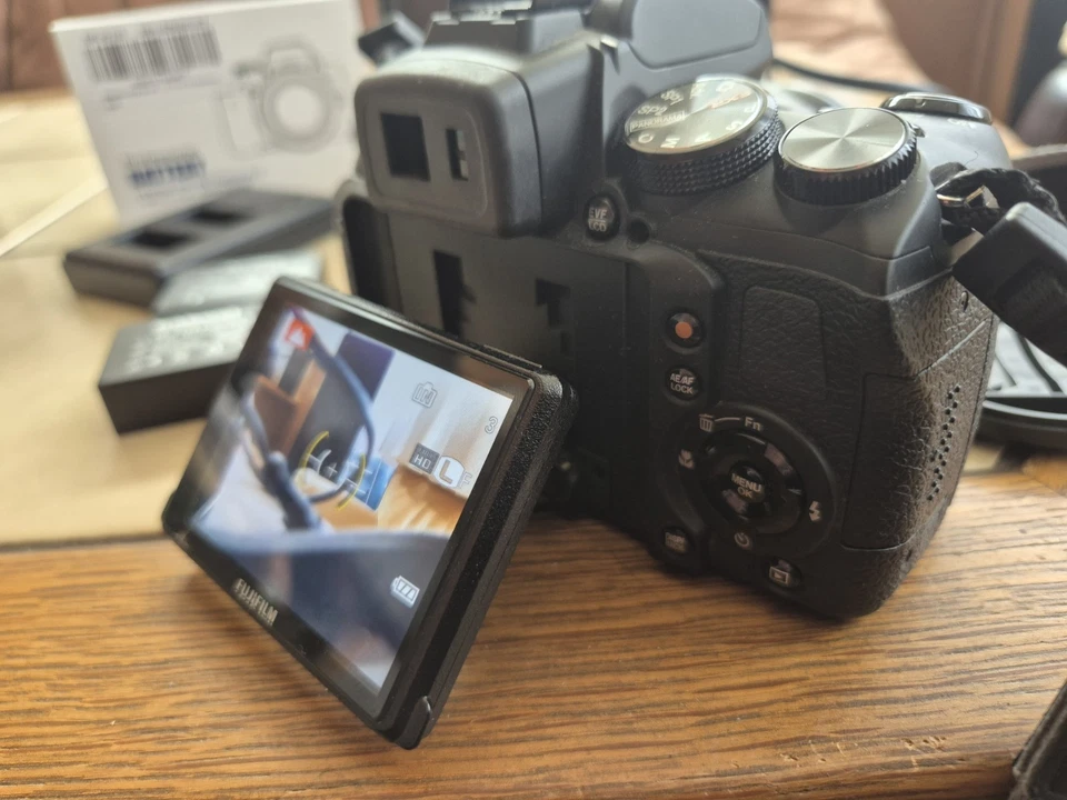 Fujifilm FinePix HS30EXR, Foto 3 von 5