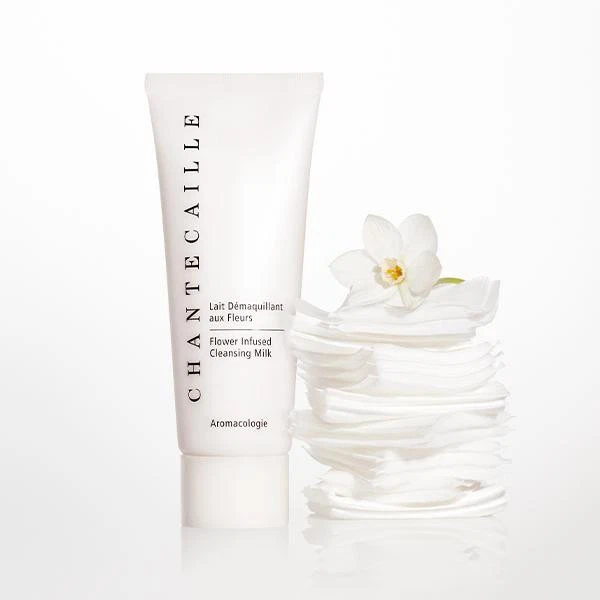 Leche limpiadora con infusión de flores Chantecaille 2,54 oz (75 ml) Foto 2 de 2