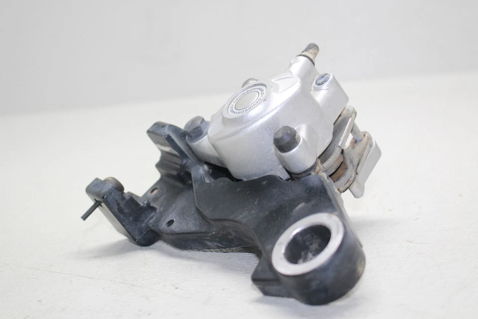 Задний тормозной суппорт 2012-2016 Harley-Davidson Seventy Two Xl1200v с креплением - Изображение 4 из 4