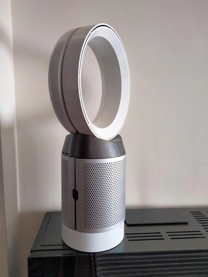 Dyson Pure Cool Purificatore d`Aria per Scrivania - Argento/Bianco - Immagine 2 di 3