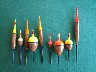 VINTAGE FISHING FLOATS JOB LOT / BUNDLE OF 9 X HARCORK FLOATS