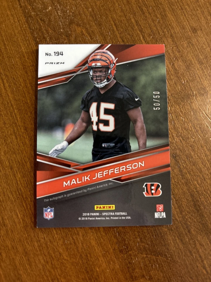 Malik Jefferson 2018 Spectra Neon Pink Rookie Auto #194 Bengals Texas /50 RC - Image 2 of 2
