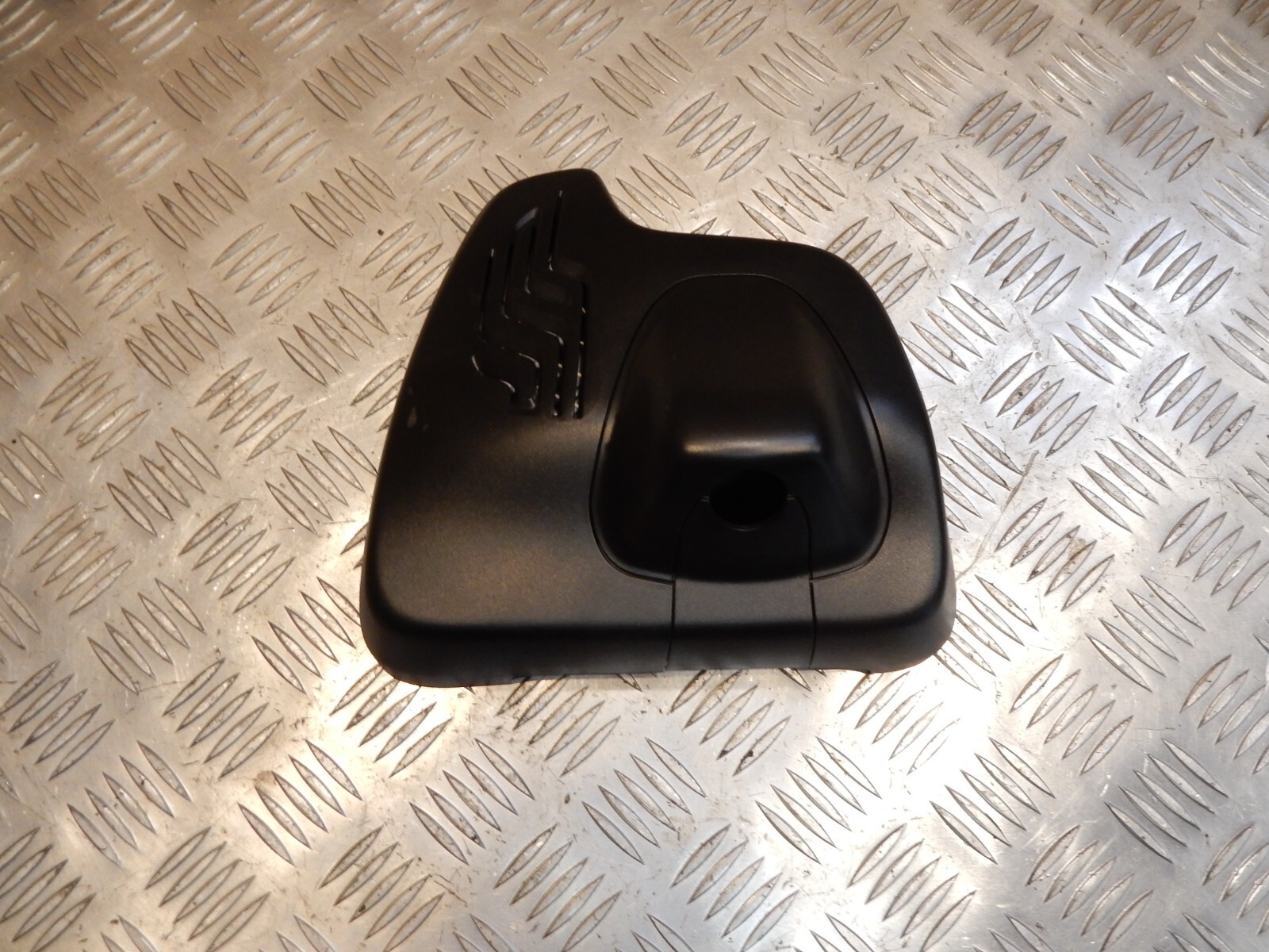 VOLVO 2.0D3 100KW 136HP 2014 INTERIOR MIRROR COVER TRIM 3121853 33 