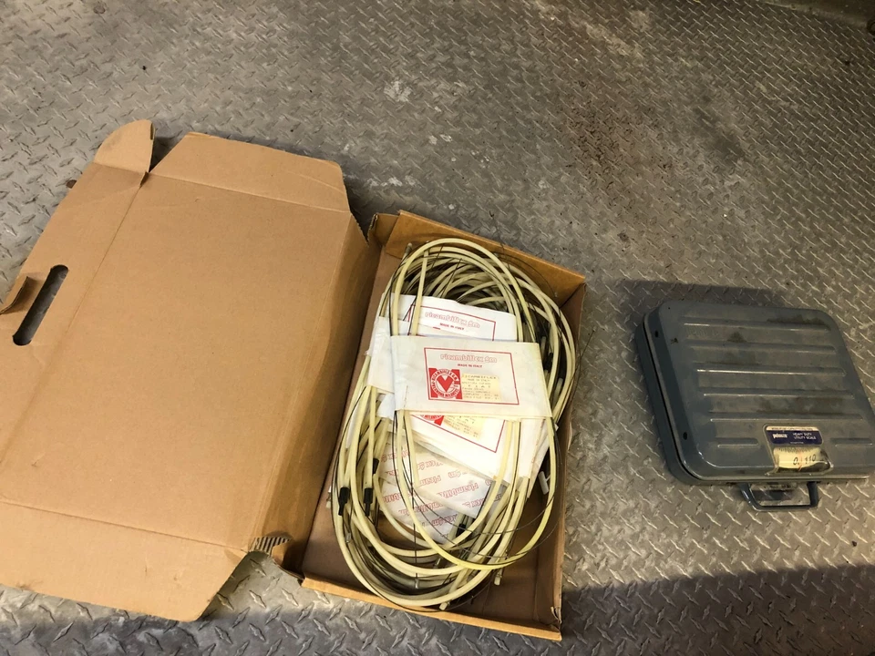 Cable de apertura capó delantero microcoche Fiat 500 D F L R 126 600 850 Panda 30-45 Foto 4 de 4