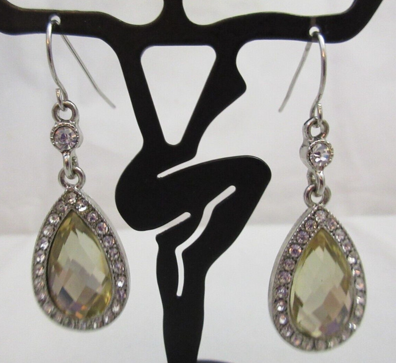 Vintage?Teardrop Shaped Lucite Dangle Hook Pierced Earrings Clear Rhinestones