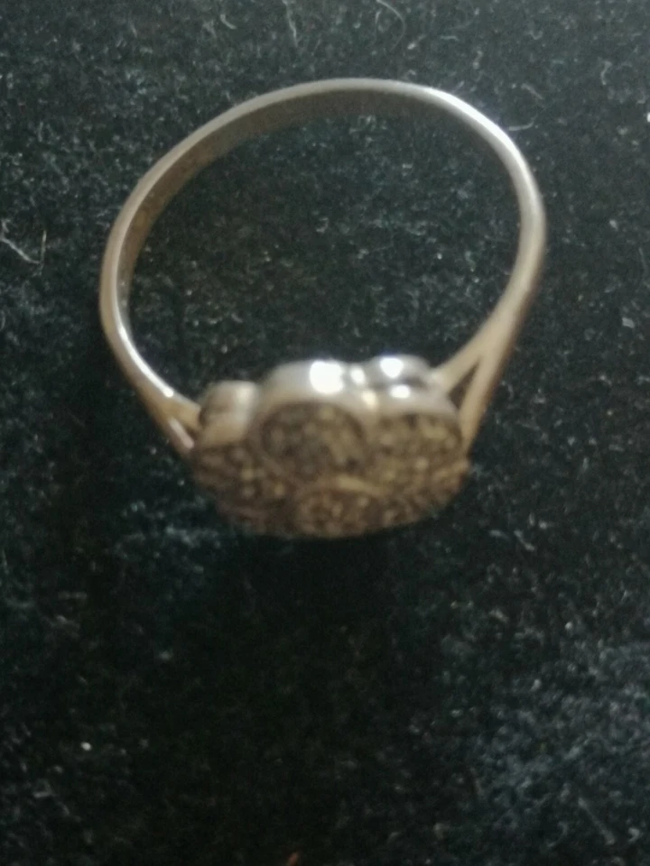 Anello in argento 925 da donna a forma di fiore con pasta diamantata anni 70 - Immagine 4 di 4