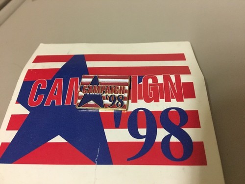 KAMPAGNE 98 EMAILLE PIN FLAGGE STERNE STREIFEN NEU  - Bild 3 von 4