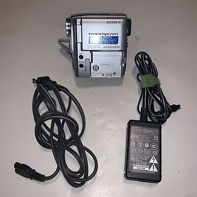 Sony Handycam DCR-PC109 Mini DV MiniDV Camcorder Player Sony Handycam DCR-PC109 Mini DV MiniDV Camcorder Player