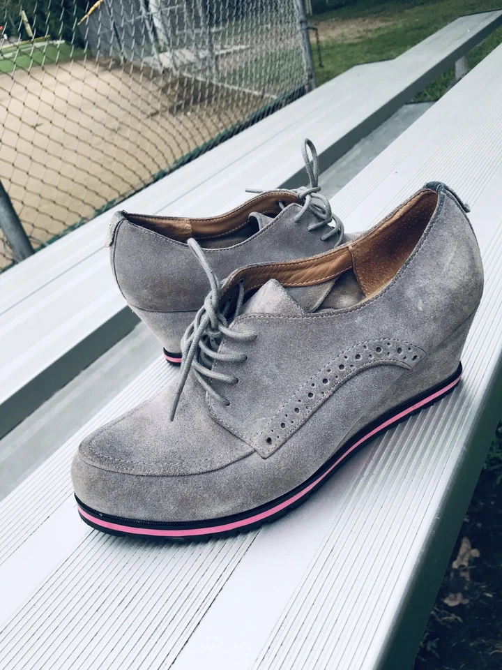 Women’s Shoes Issac Mizrahi Suede Wedge Size 6.5 Gray Retail $190 - Image 2 of 4