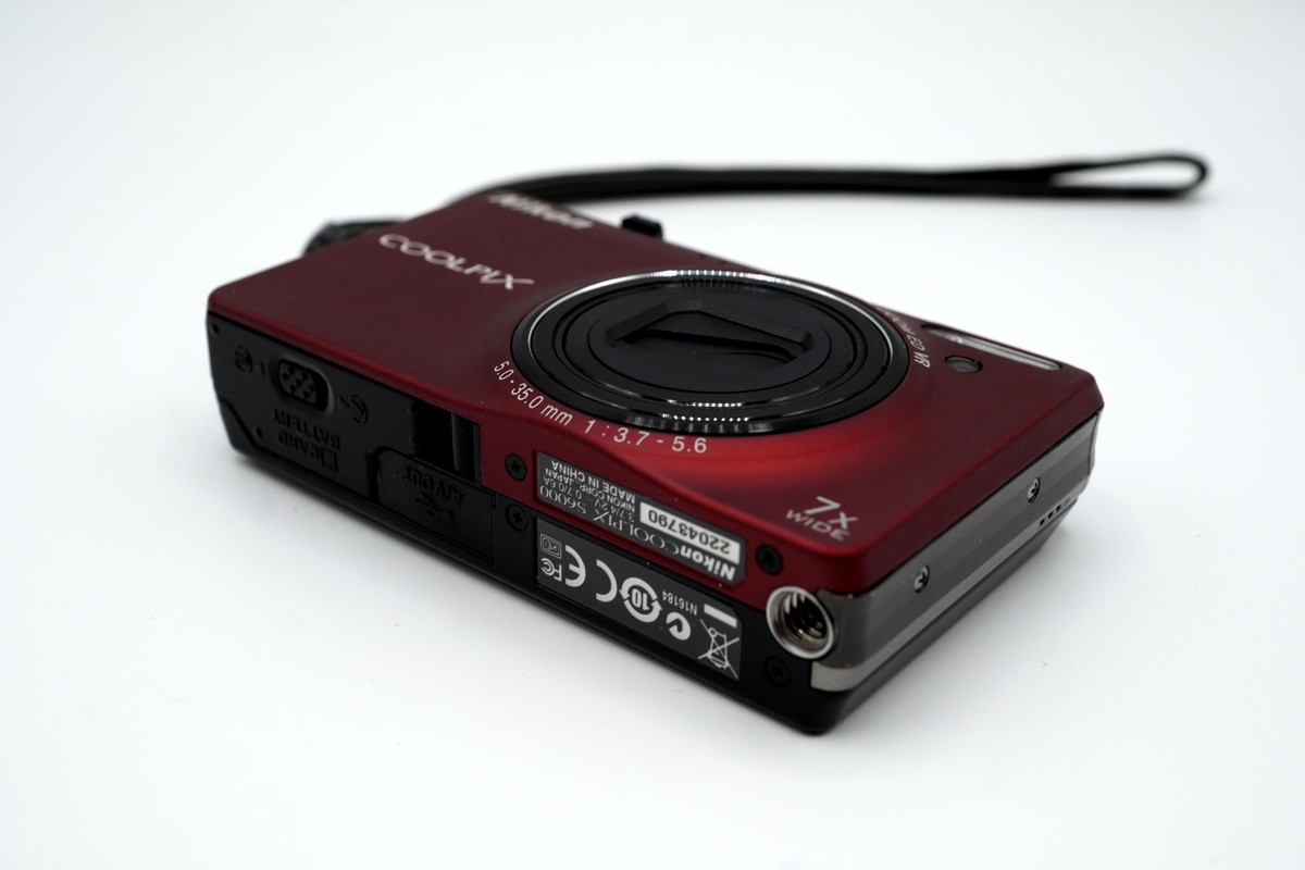 NEAR MINT w/ Box] Nikon COOLPIX S6000 Red 14.2MP Compact Digital