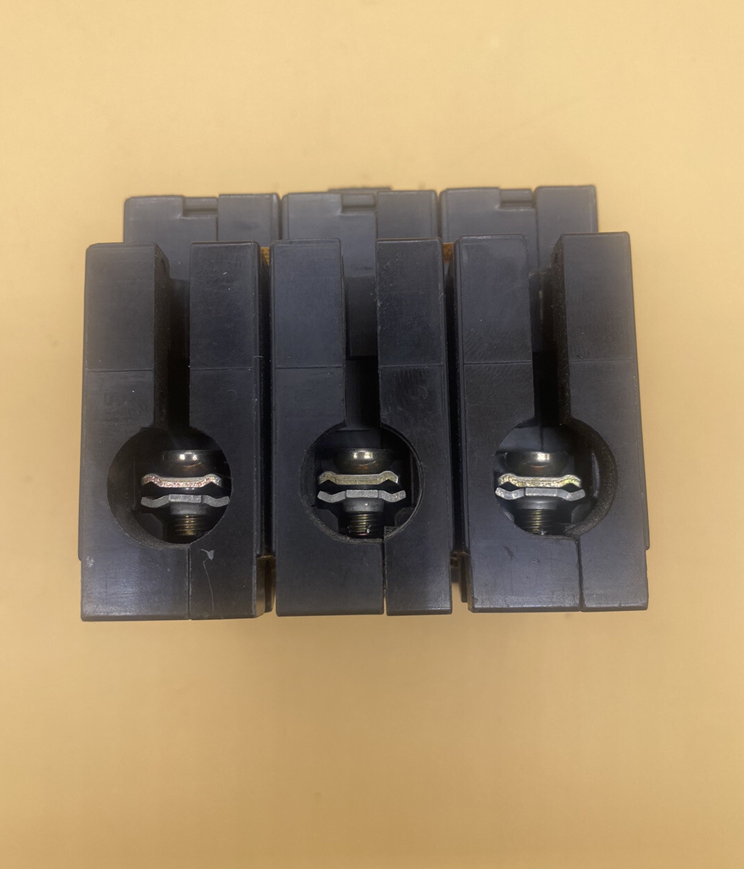 Square D EHB34030 3p 480v 30a NEHB Circuit Breaker NEW eBay