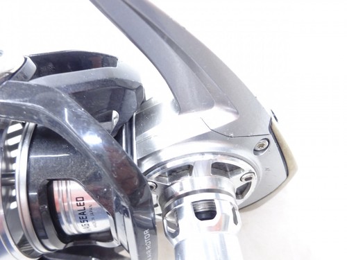 DAIWA 10 SALTIGA 4000 Spinning reel for big game from Japan - Picture 12 of 13