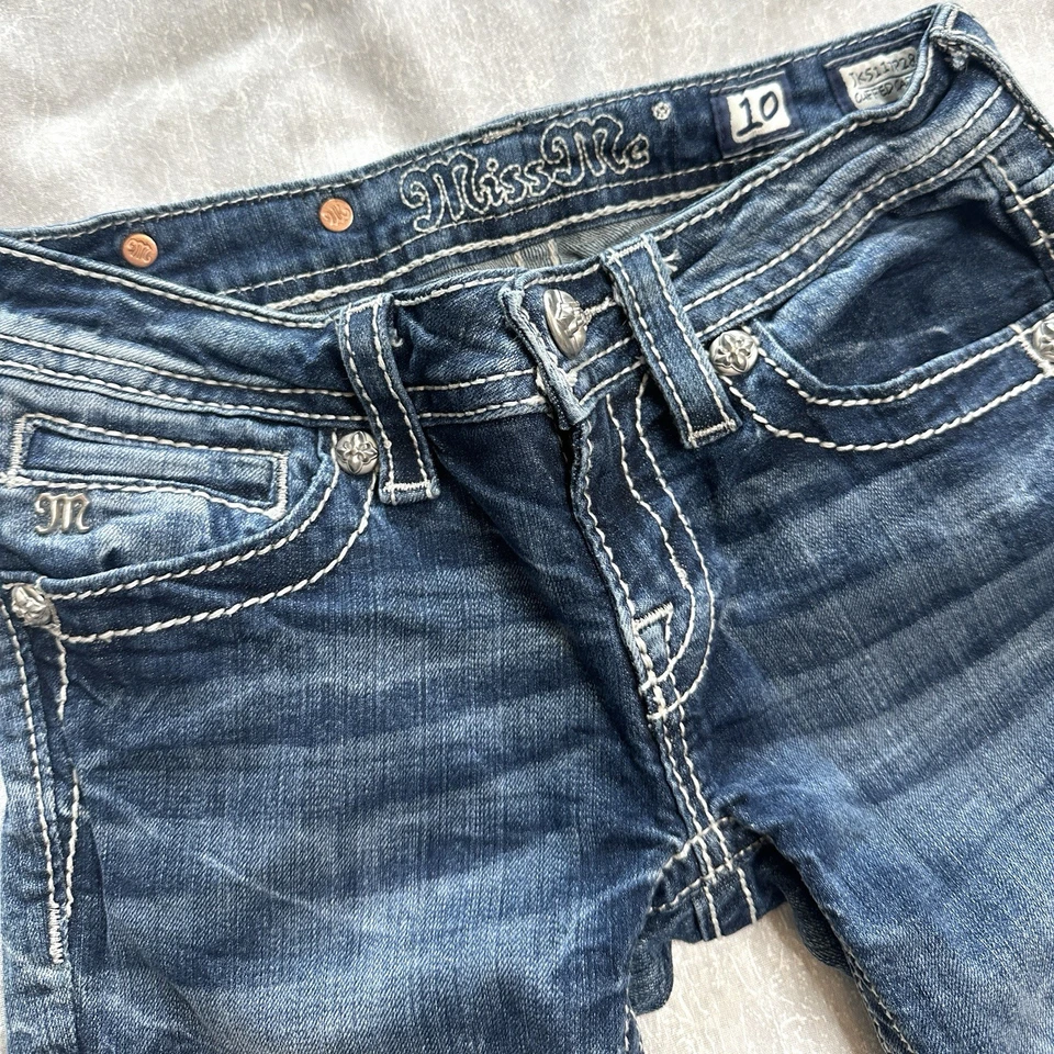 Miss Me 女孩卡普里牛仔裤 10 码牛仔铐水钻闪亮装饰 — 第 4/4 张图片
