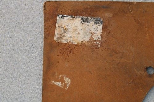1963-1967 Corvette Original Cover Jack Board W/ Hole On Left - Picture 5 of 7