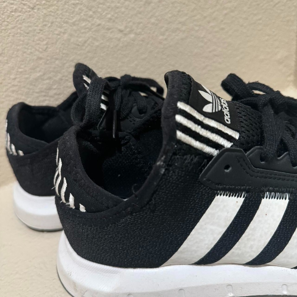 Adidas Shoes Swift Run X Women’s Size 6.5 Black and White Running