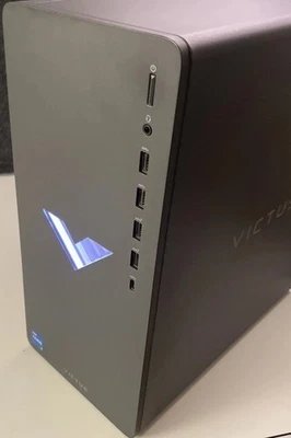 HP Victus Gaming PC - i5 12400F 16GB 500GB HDD & 250GB SSD RX 590 8GB GDDR5 GPU - Bild 1 von 4