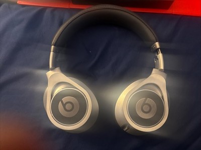 Beats by Dre Executive Wired Over-Ear Noise Cancelling Headphones