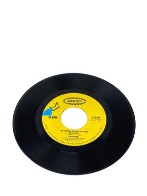 Redbone 'The Witch Queen of New Orleans' & 'Chant: 13th Hour' 1971 45 RPM (#704)