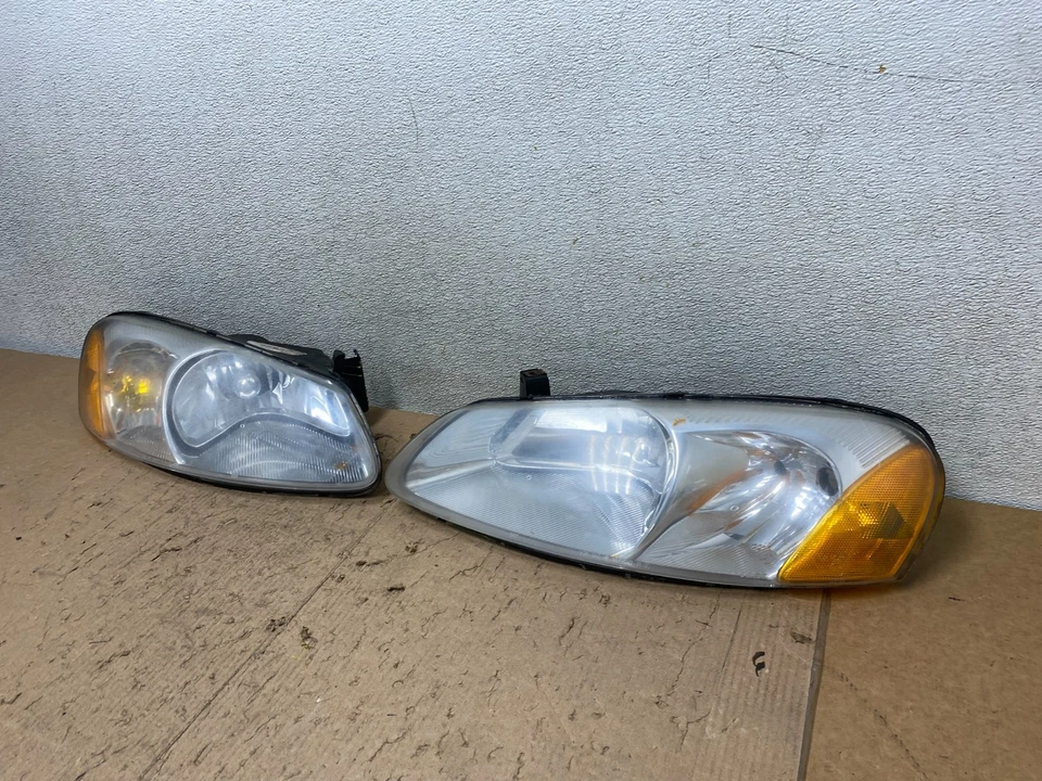 Оригинальные фары левая + правая для Chrysler Sebring 2001–2002 годов выпуска S5375 DW - Изображение 2 из 4