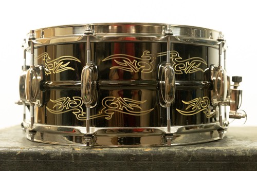 Tama 6.5x14" Kenny Aronoff Trackmaster Signature Brass Snare Drum - Picture 6 of 10
