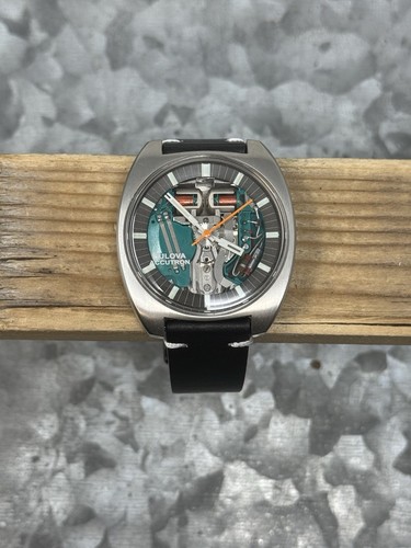 BULOVA ACCUTRON 214 T770 Chapter Ring Spaceview, Running, Clean, 1971