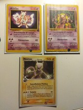 Mewtwo. tre carte rare leggendarie pokemon