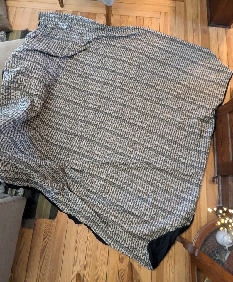 West Elm queen Size Duvet cover 92 x 88 Black/White Chevron Organic