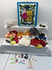 1968 The World Of Barbie Doll Case - Matell No. 1002 Full Of Clothes