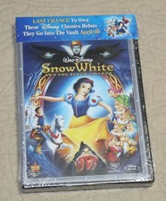 Snow White and the Seven Dwarfs DVD, Blu Ray, 2009, 3-Disc Set NEW-SEALED