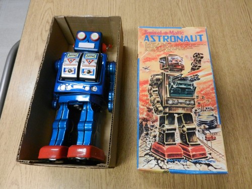Vintage Schylling Robot 2000 Millennium  W/ A Nice Swivel-O-Matic Box Japan Used