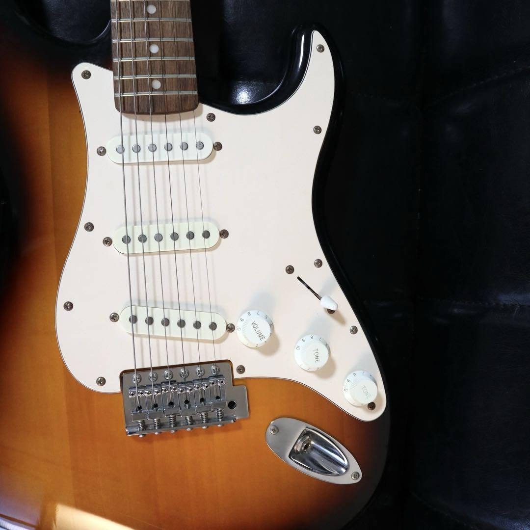 Squier by Fender STRATOCASTER & ARIA Waterproof Set Safe