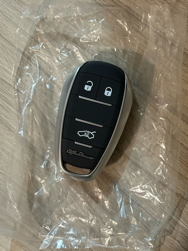 KEYLESS SCHLÜSSELHÜLLE MIT 3 TASTEN FÜR ALFA ROMEO - Bild 1 von 4