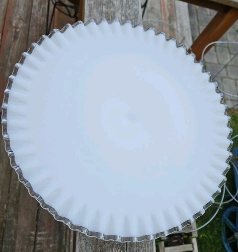 Vtg FENTON White Silvercrest Milk-Glass 13" Round Ruffled Cake Stand Platform - Picture 2 of 5
