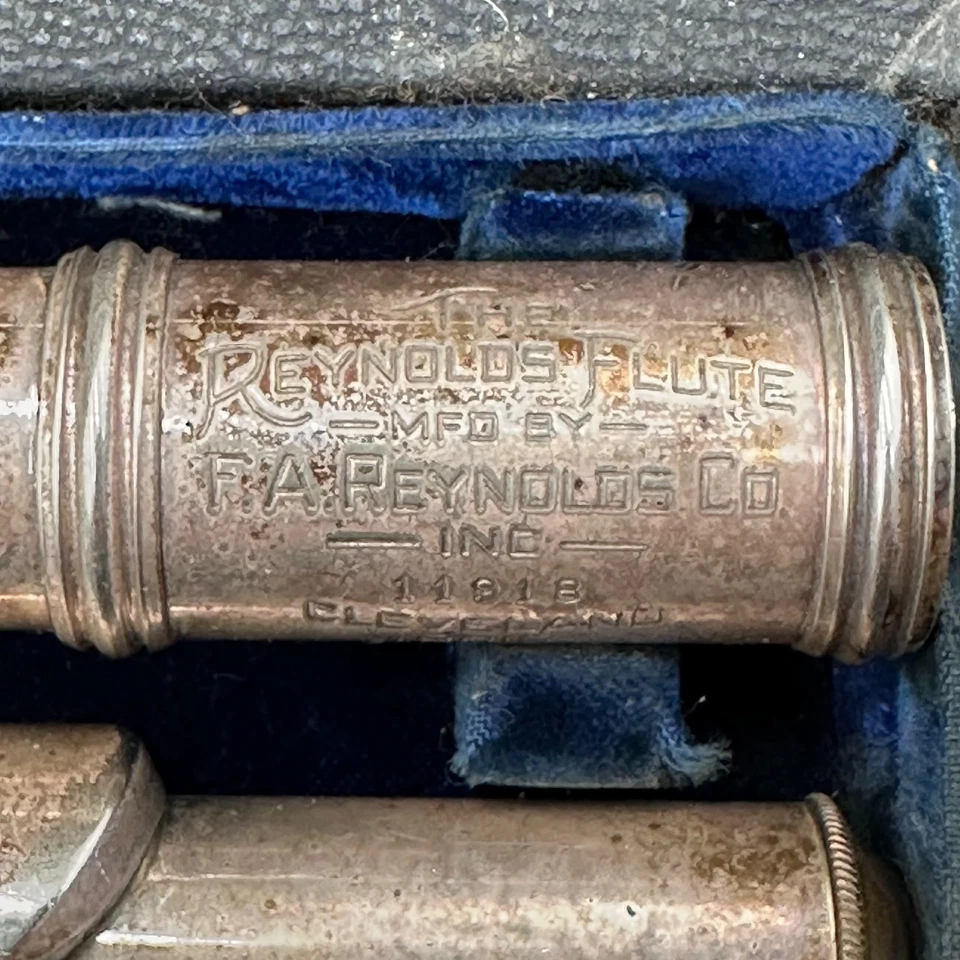 Flauta RA Reynolds Cleveland Ohio #11918 en estuche - Flauta banda plateada vintage Foto 3 de 4