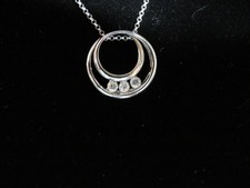 diamond pendant women