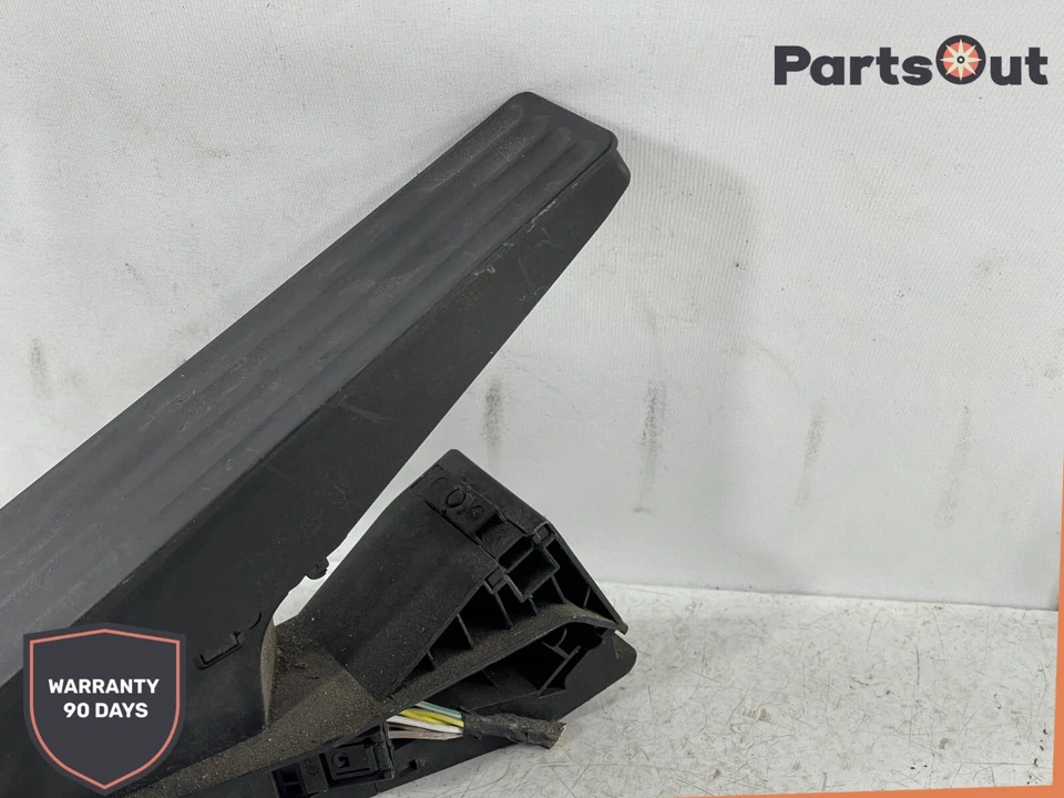 BMW M760LI XDRIVE 2017-2019 módulo acelerador de pedal de gasolina 6852644 OEM Foto 4 de 4