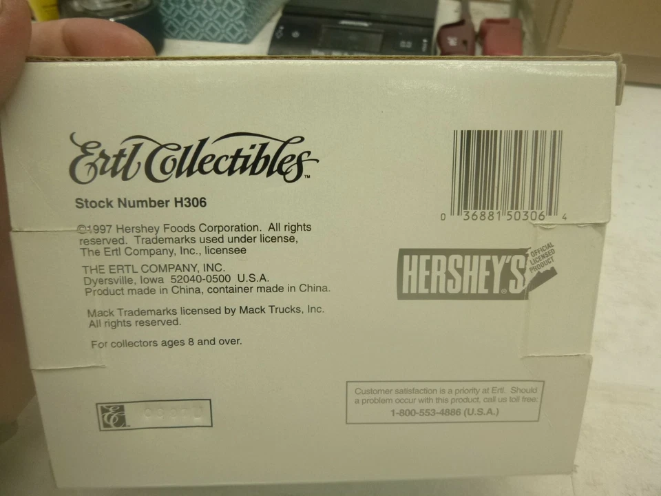 ERTL H306 HERSHEY'S JARABE MACK CAMIÓN CISTERNA BANCO Foto 3 de 3