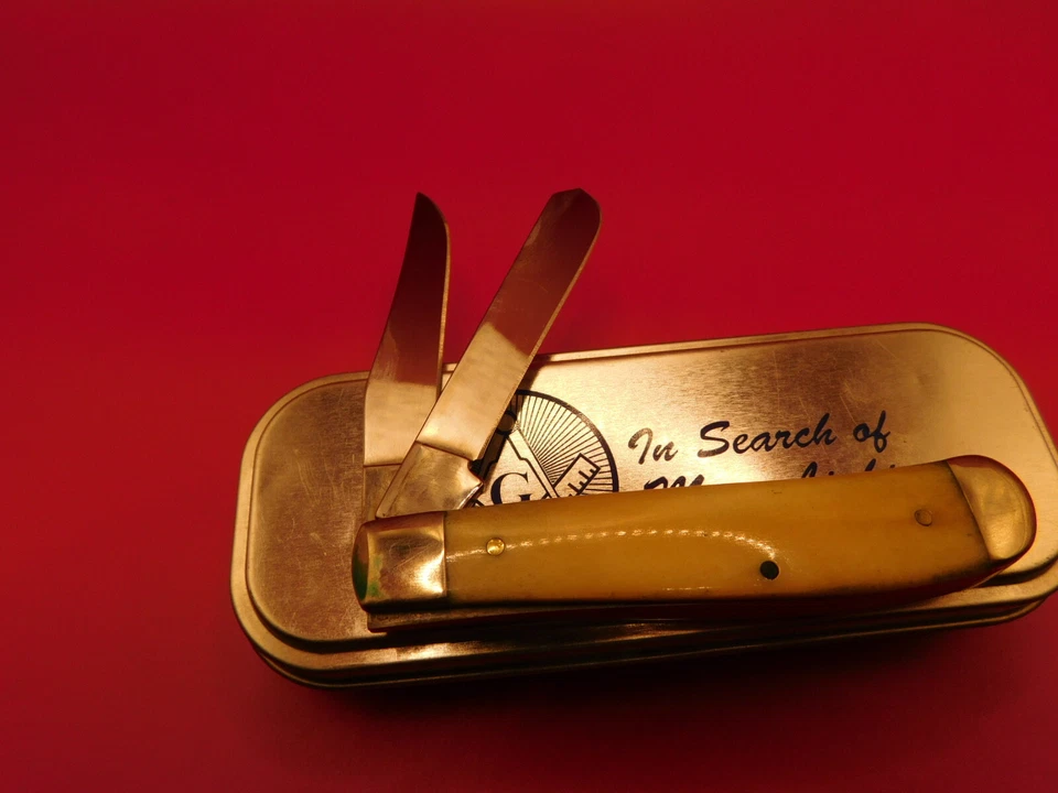 2019 Case Natural Bone Masonic Mini Trapper Knife 2 Blade NMIB 6207SS - Image 3 of 4