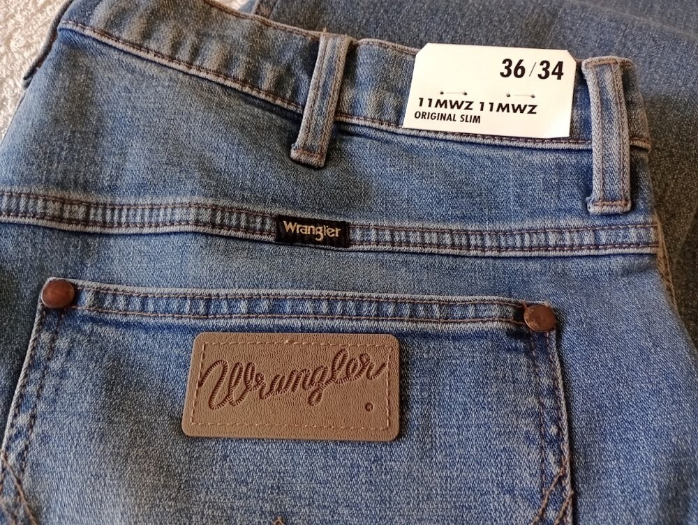 Wrangler 11MWZ Icons men's original slim jeans *MEASURES max. 37.5