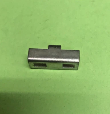 GE GENERAL ELECTRIC THQP CIRCUIT BREAKER HANDLE TIE THT1