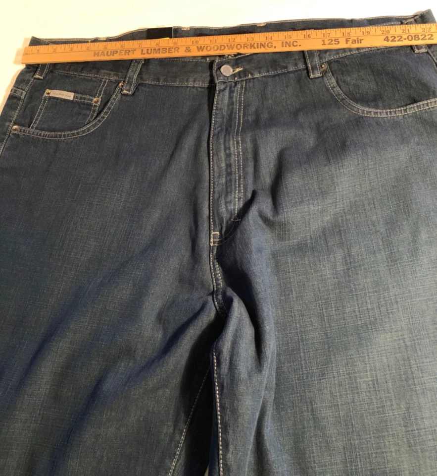 Calvin Klein Jeans Size 44 x 32 Mens Loose Fit Low Waist Relaxed Fit NWT - Image 3 of 4