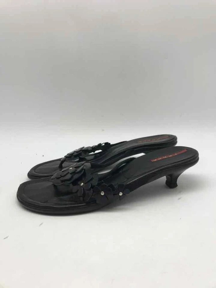 Sandalias de tanga florales Prada negras talla 36,5 Foto 2 de 4