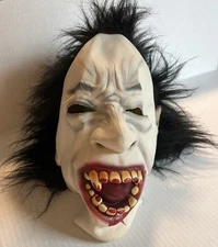 VTG 1999 Paper Magic Group Menacing Maniacs Scary Halloween Mask Vampire Dracula