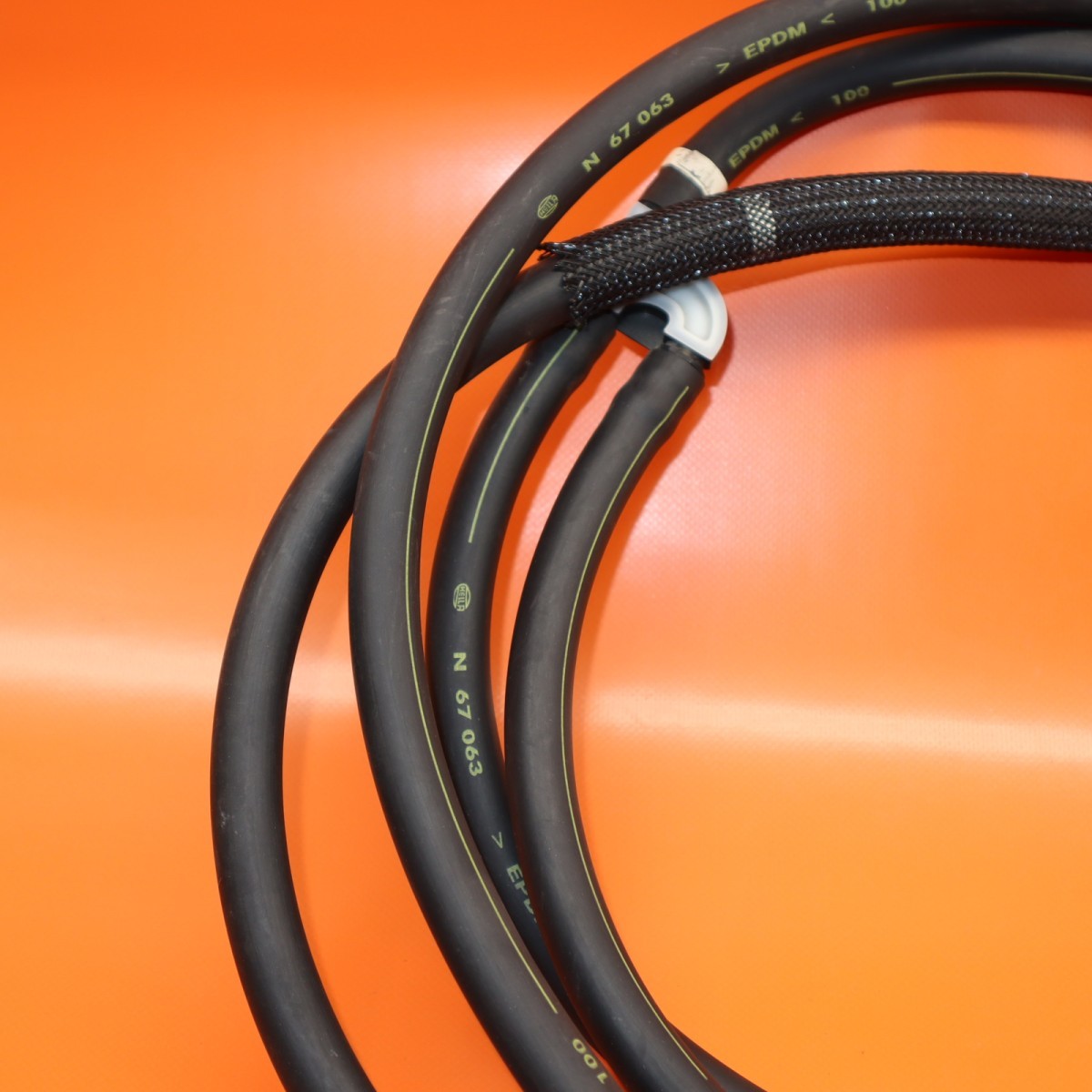 ASTON MARTIN VANTAGE HEADLIGHT WASHER HOSE 2006 2007 2008 2009 2010 6G33-13C100
