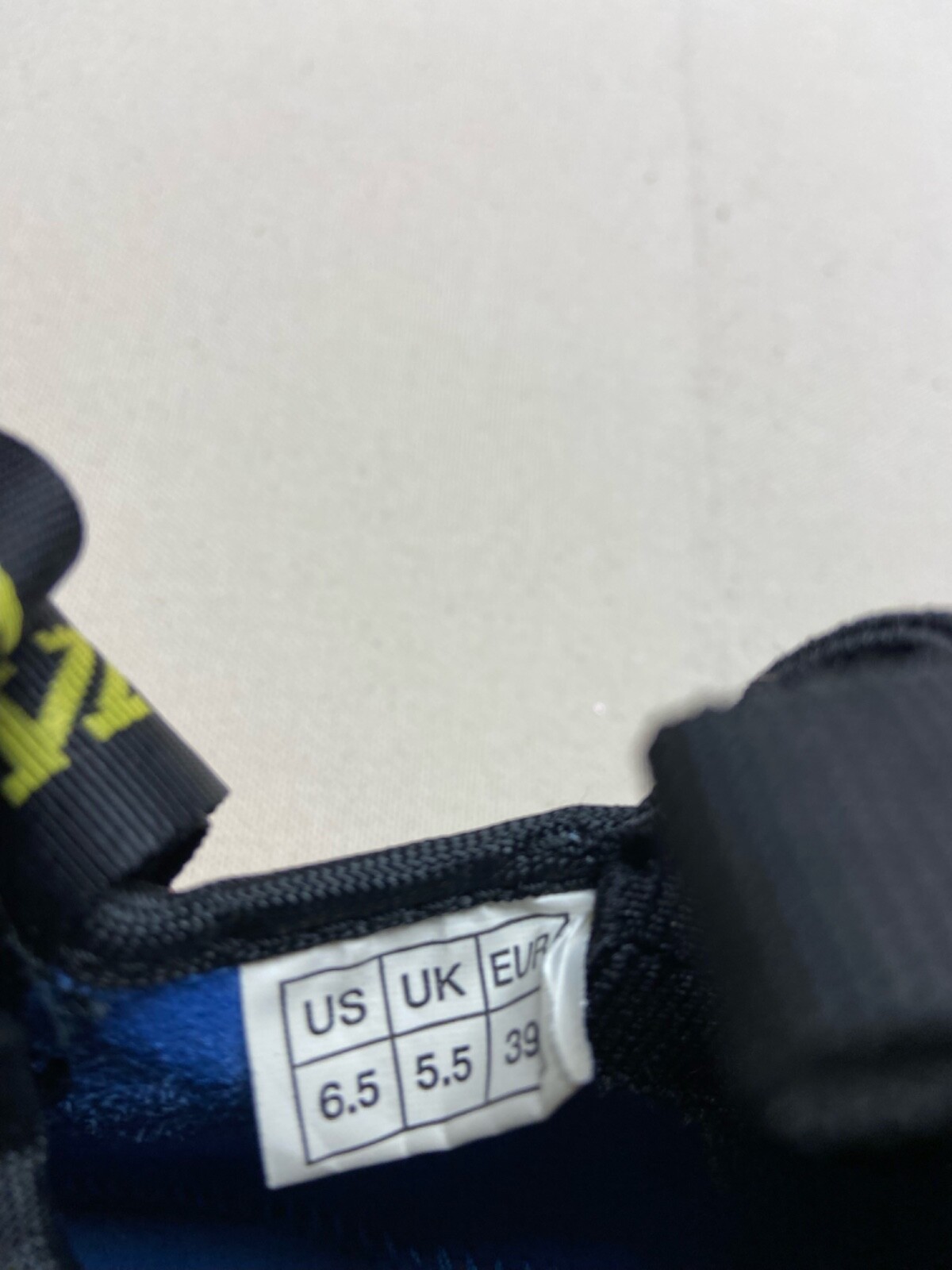 women's La Sportiva rock climbing shoe, size 6.5 eBay