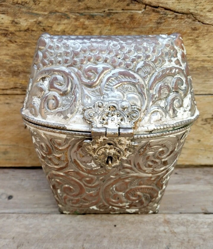 Cartera de mano vintage de mujer tallada floral de cobre coleccionable Foto 2 de 4