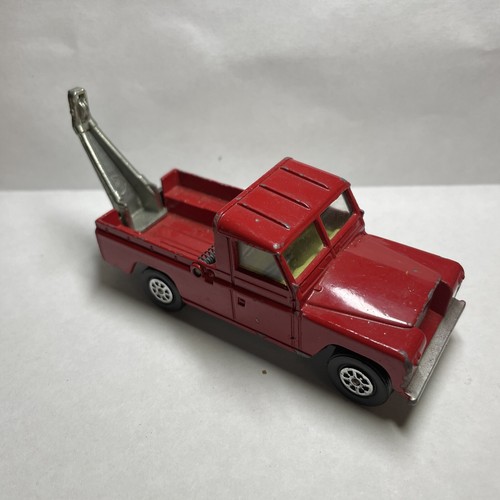 Corgi Toys Land-Rover 109"wb WIZZWHEELS Tow/ Rescue Landrover with winch - Picture 3 of 7