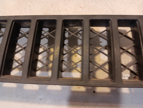 1983 - 1987 ? Toyota Tercel Front Grill With 4WD Badge Emblem - Foto 3 di 18