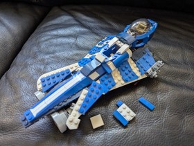 LEGO 75087 Star Wars Anakin&rsquo;s Custom Jedi Starfighter Mostly Complete No Figs